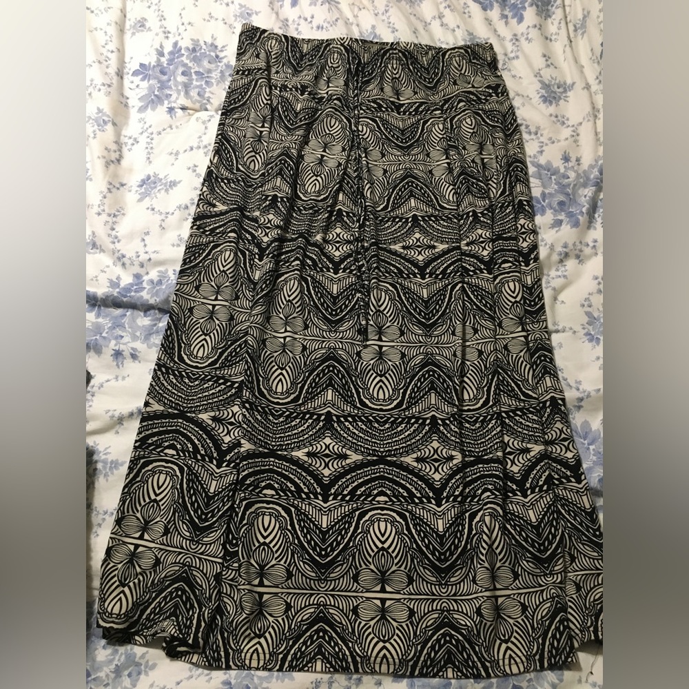Metrowear Maxi Skirt Geometric 2xL